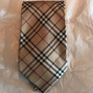 Authentic men’s BURBERRY LONDON tie